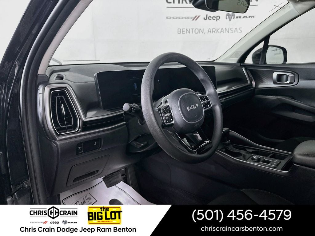 2025 Kia Sorento LX