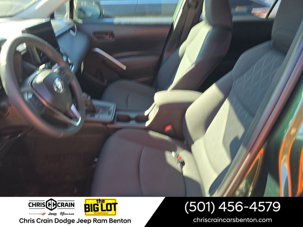 2026 Toyota Corolla Cross LE