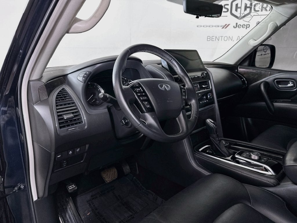 2024 INFINITI QX80 LUXE