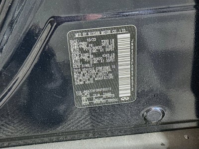2024 INFINITI QX80 LUXE