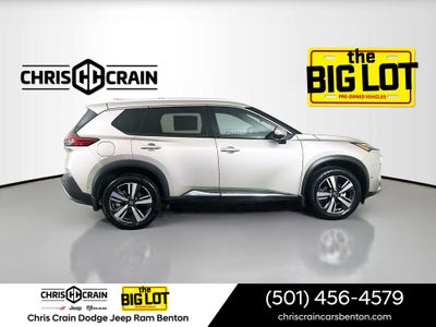 2023 Nissan Rogue Platinum FWD