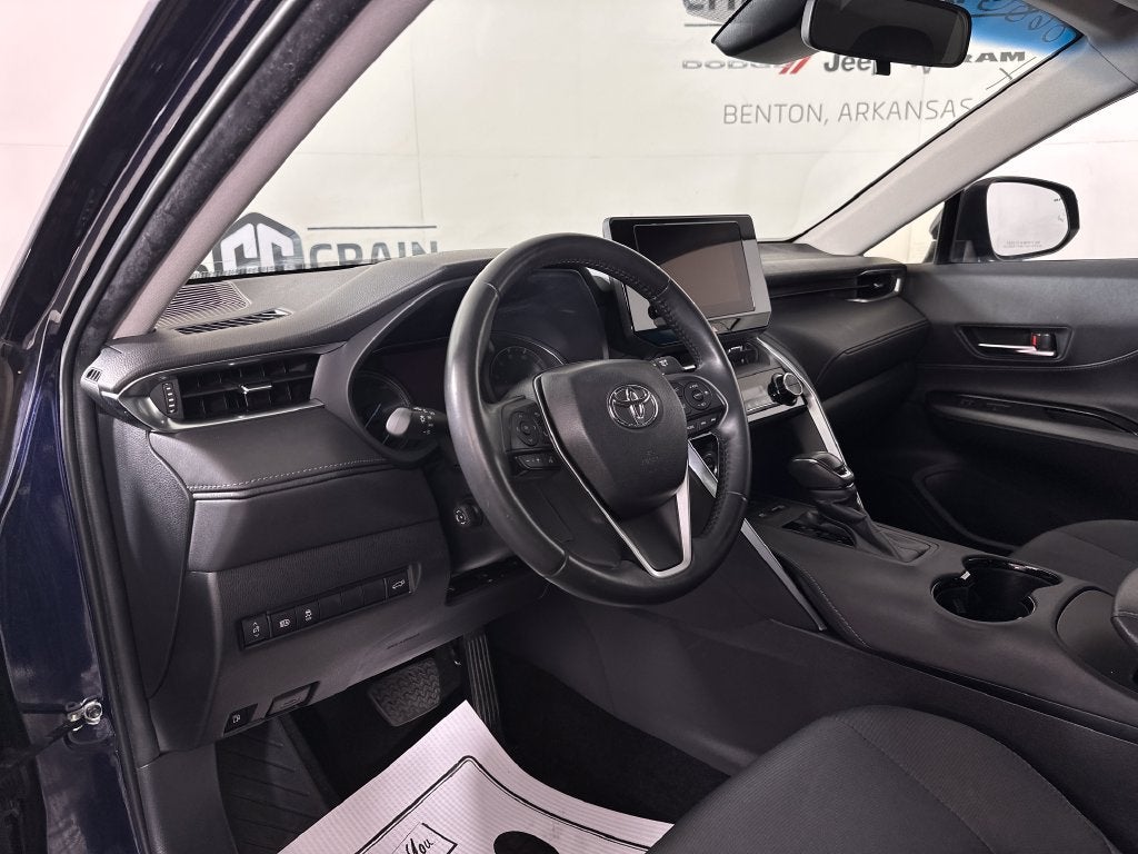 2024 Toyota Venza LE