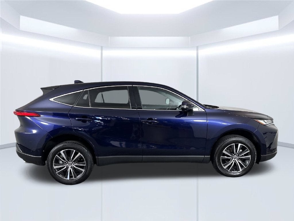 2024 Toyota Venza LE