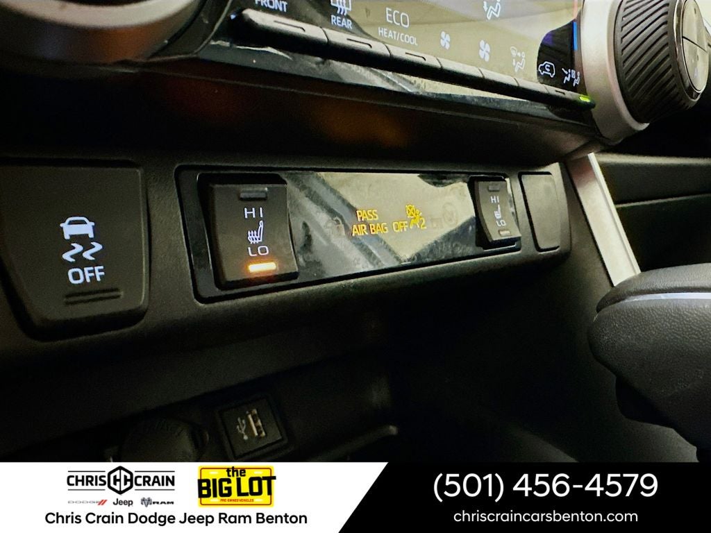 2025 Toyota RAV4 Hybrid XLE Premium