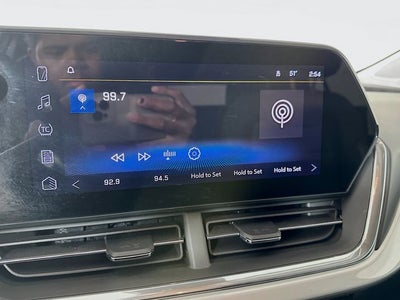 2025 Chevrolet Trax FWD LT