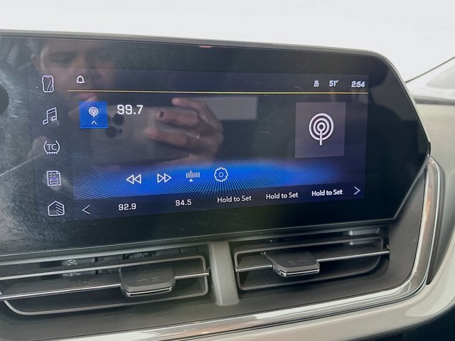 2025 Chevrolet Trax FWD LT