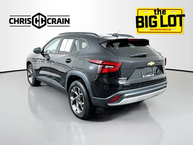 2025 Chevrolet Trax FWD LT
