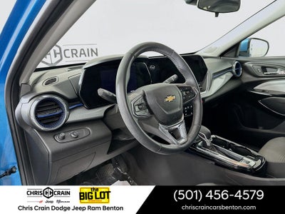 2025 Chevrolet Trax FWD LT