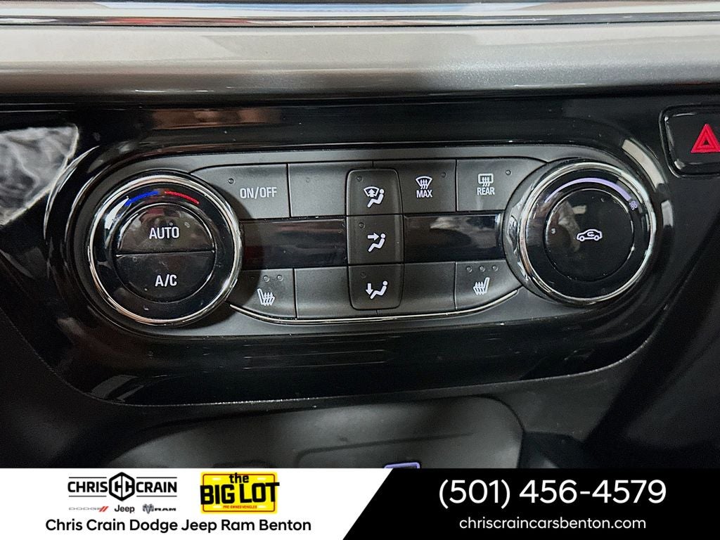 2025 Chevrolet Trax FWD LT