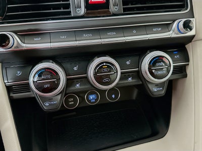 2023 Genesis G70 2.0T RWD