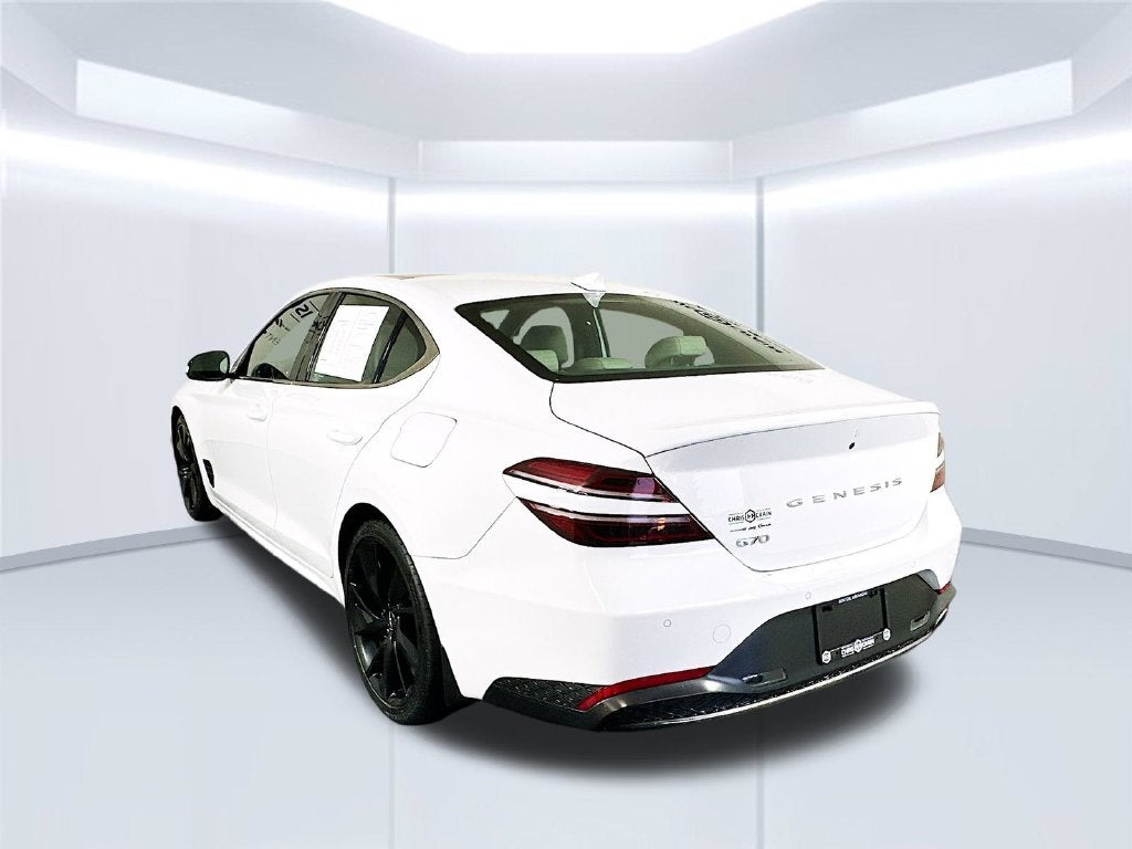 2023 Genesis G70 2.0T RWD