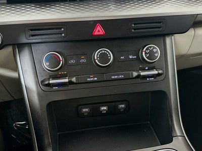 2024 Kia Carnival MPV LX Seat Package