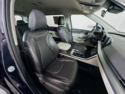 2024 Kia Carnival MPV LX Seat Package