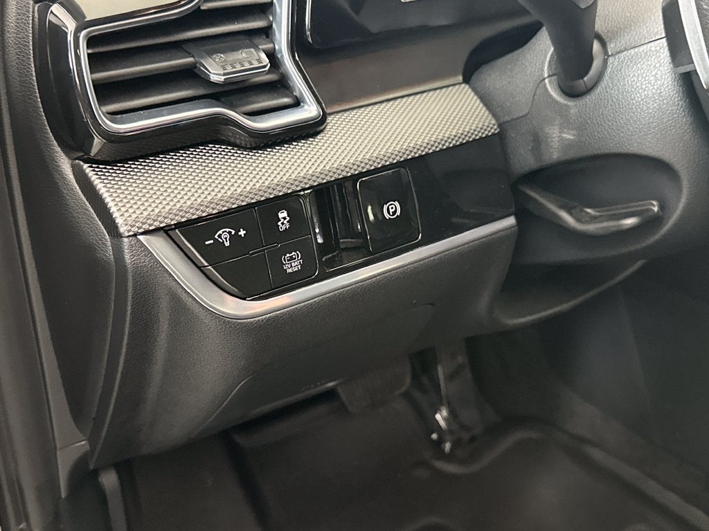 2025 Kia Sportage Hybrid LX