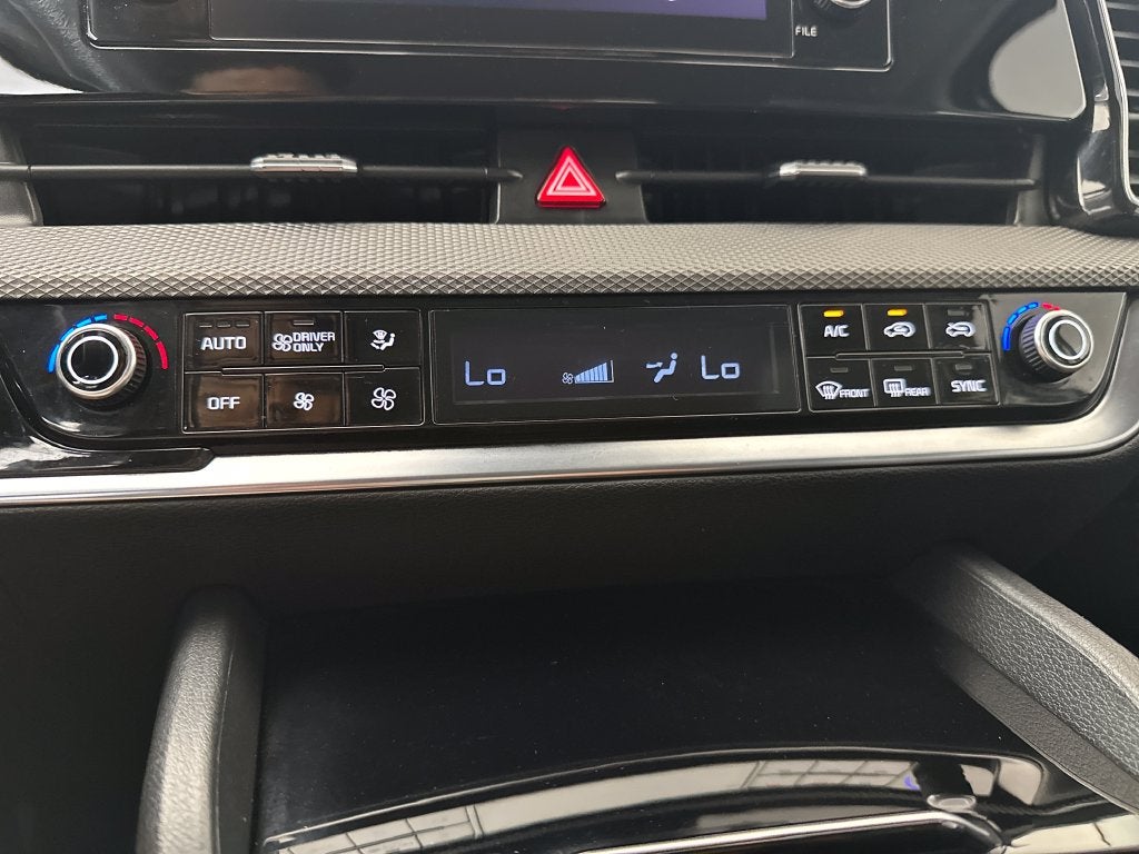 2025 Kia Sportage Hybrid LX