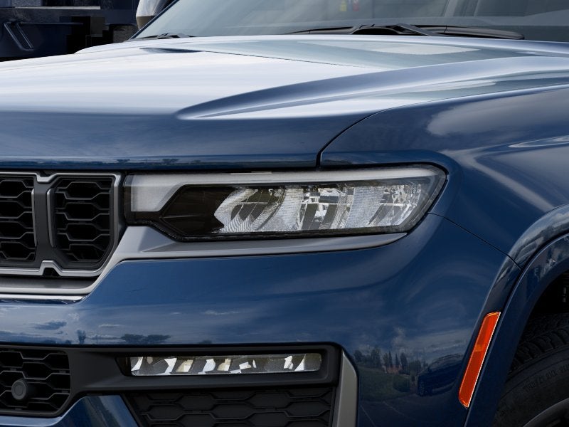 2027 Jeep Grand Cherokee GRAND CHEROKEE LIMITED RESERVE 4X4