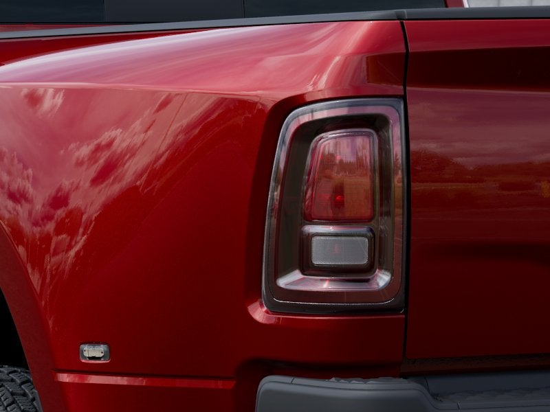 2027 RAM Ram 3500 RAM 3500 TRADESMAN CREW CAB 4X4 8' BOX