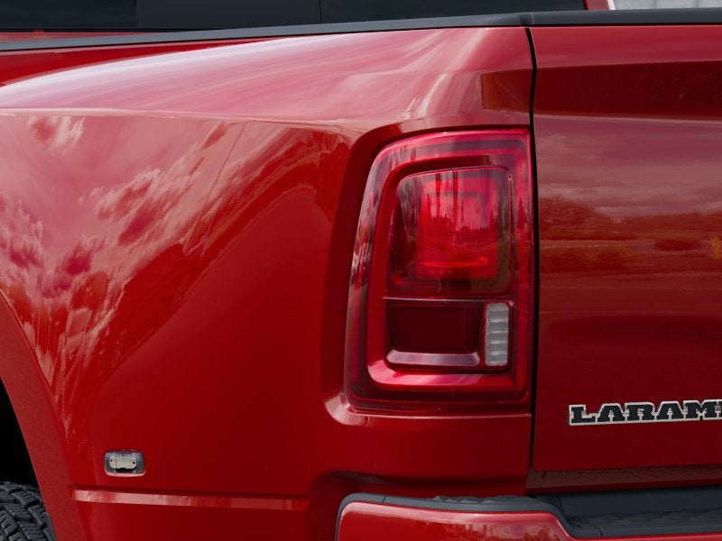 2027 RAM Ram 3500 RAM 3500 LARAMIE CREW CAB 4X4 8' BOX
