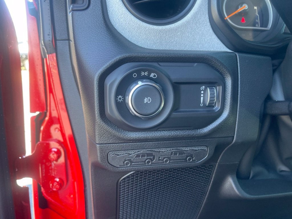 2027 Jeep Wrangler WRANGLER 4-DOOR SPORT