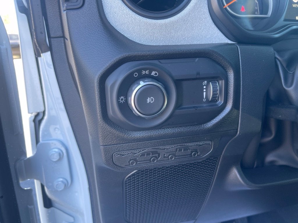 2027 Jeep Wrangler WRANGLER 4-DOOR SPORT