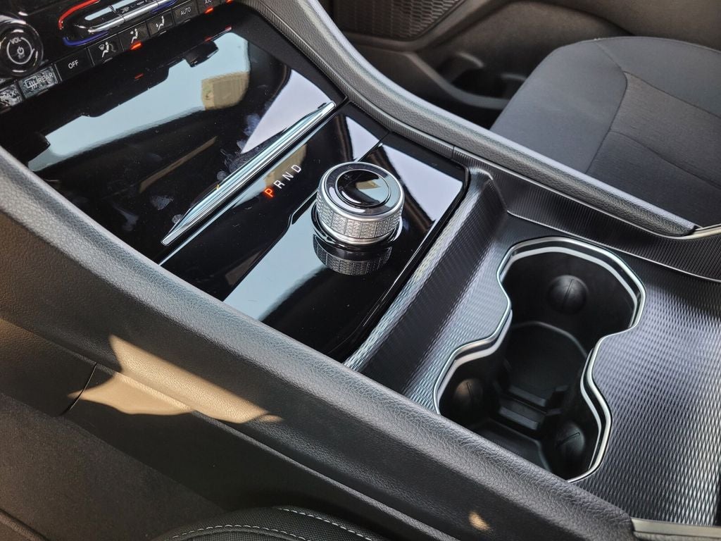 2025 Jeep Grand Cherokee GRAND CHEROKEE LAREDO 4X2