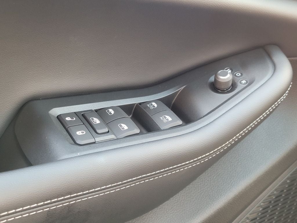 2025 Jeep Grand Cherokee GRAND CHEROKEE LAREDO 4X2