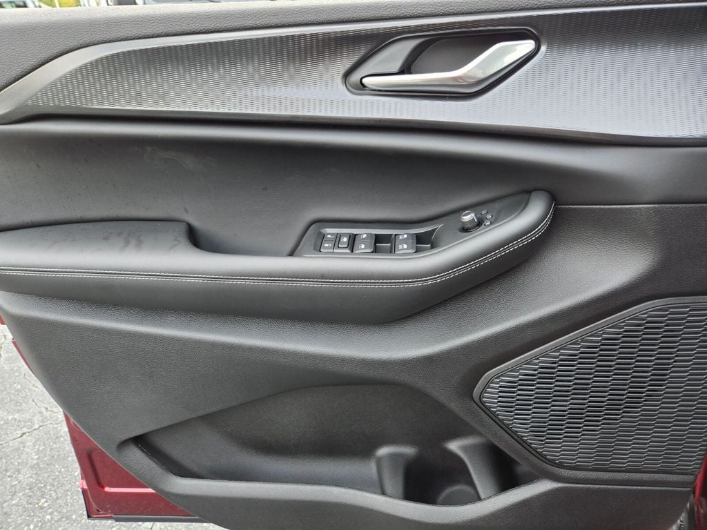 2025 Jeep Grand Cherokee GRAND CHEROKEE LAREDO X 4X2