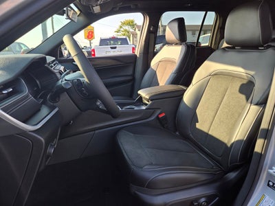 2025 Jeep Grand Cherokee GRAND CHEROKEE ALTITUDE X 4X2