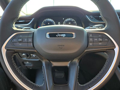 2025 Jeep Grand Cherokee GRAND CHEROKEE LAREDO X 4X2
