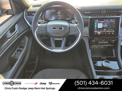 2025 Jeep Grand Cherokee GRAND CHEROKEE LAREDO X 4X4