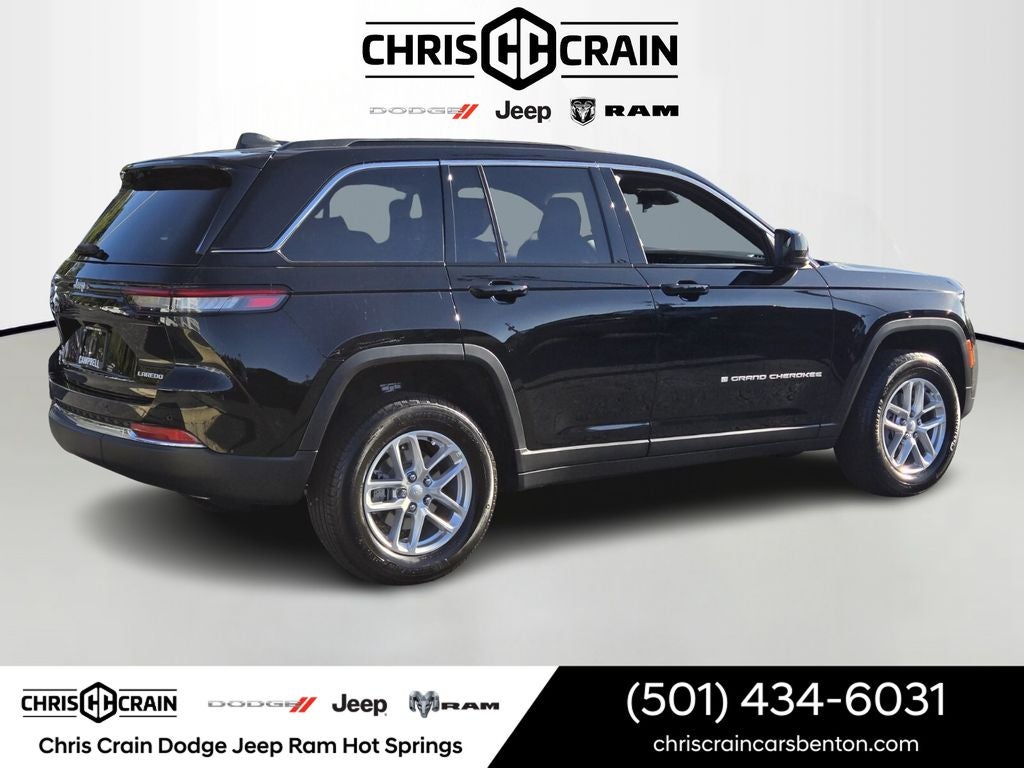 2025 Jeep Grand Cherokee GRAND CHEROKEE LAREDO X 4X4
