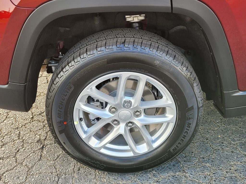 2025 Jeep Grand Cherokee GRAND CHEROKEE LAREDO X 4X4