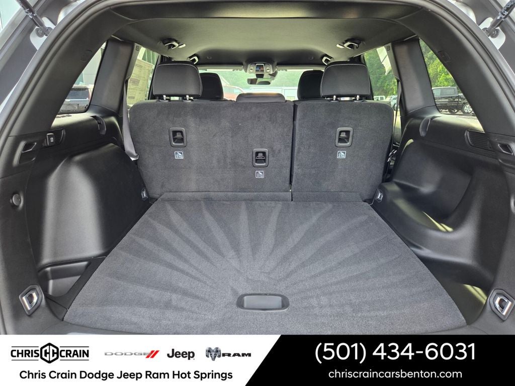 2026 Jeep Grand Cherokee GRAND CHEROKEE LAREDO 4X4