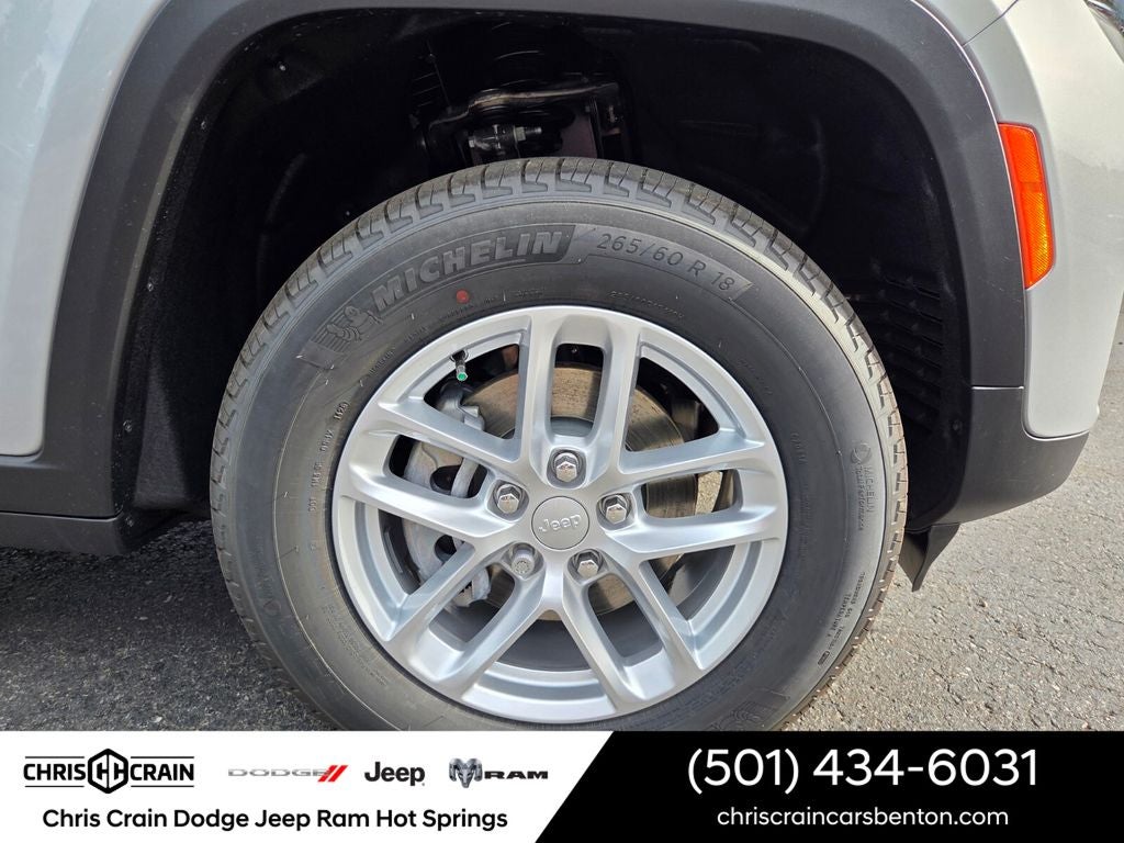 2026 Jeep Grand Cherokee GRAND CHEROKEE LAREDO 4X4