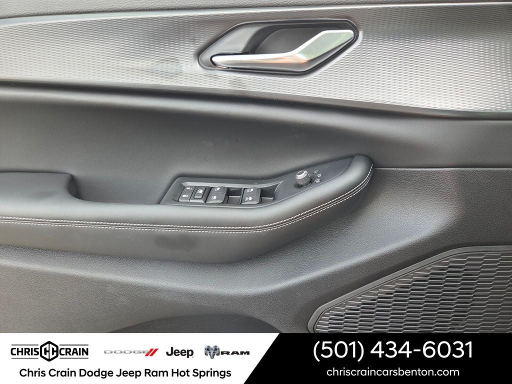 2026 Jeep Grand Cherokee GRAND CHEROKEE LAREDO 4X4