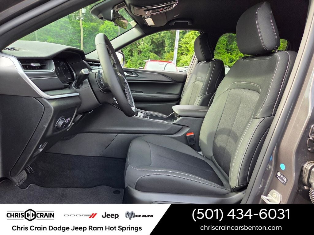 2026 Jeep Grand Cherokee GRAND CHEROKEE LAREDO 4X4