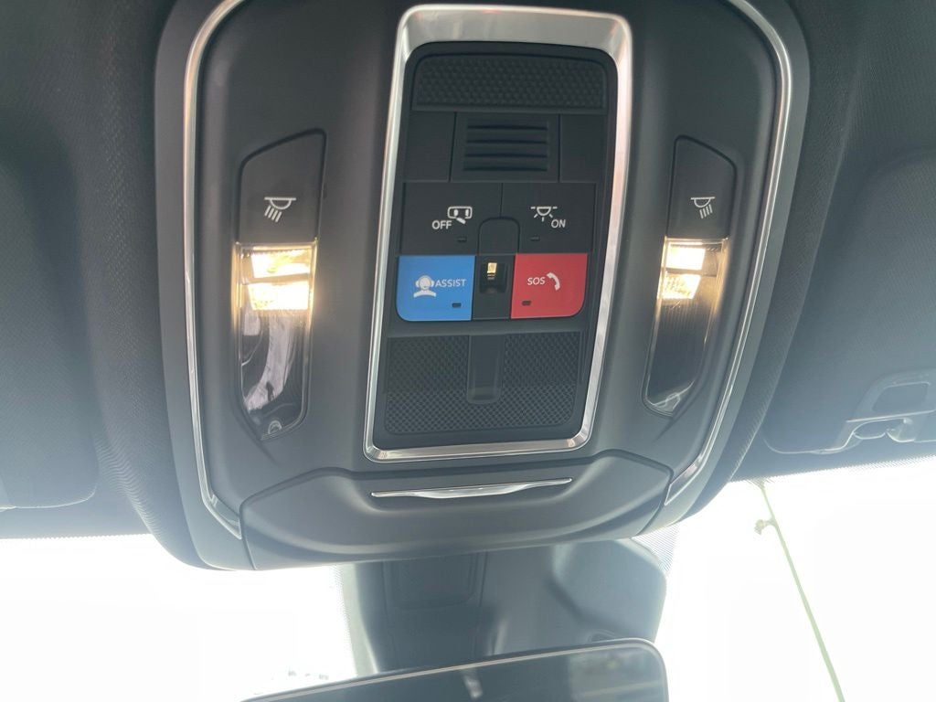2026 Jeep Grand Cherokee GRAND CHEROKEE LAREDO 4X4