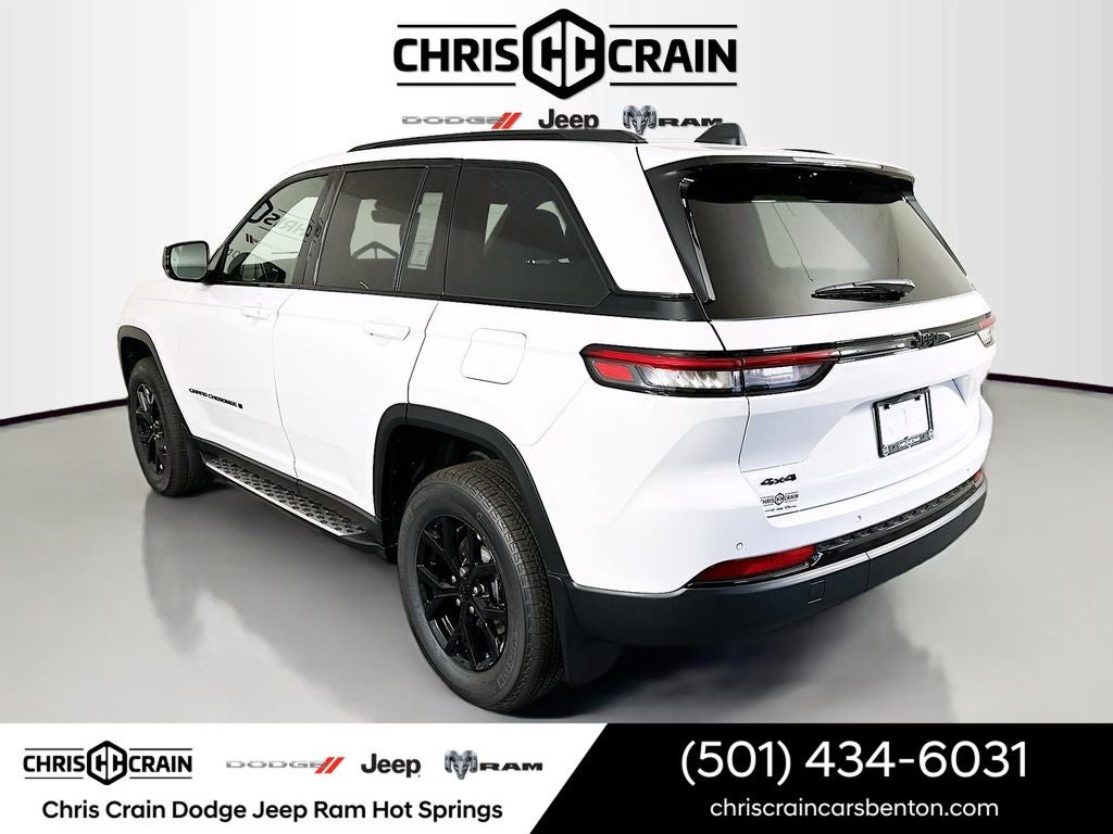 2025 Jeep Grand Cherokee Laredo