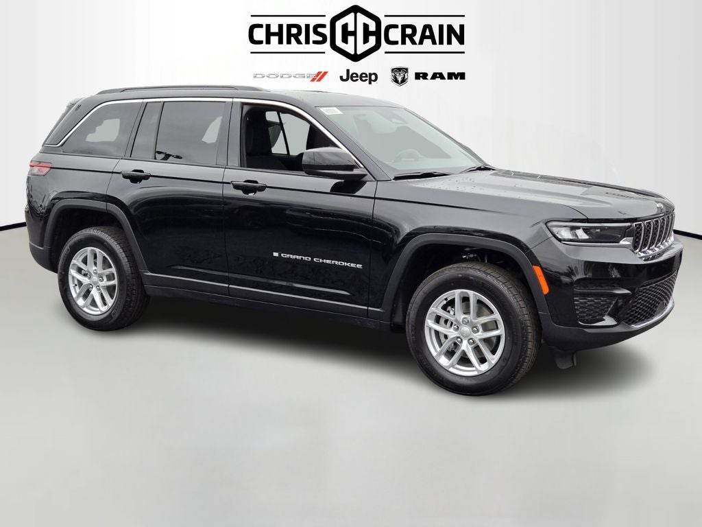 2025 Jeep Grand Cherokee GRAND CHEROKEE LAREDO X 4X4