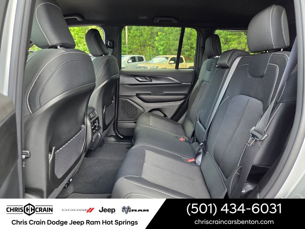 2026 Jeep Grand Cherokee GRAND CHEROKEE LAREDO 4X4