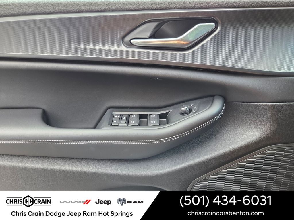 2026 Jeep Grand Cherokee GRAND CHEROKEE LAREDO 4X4