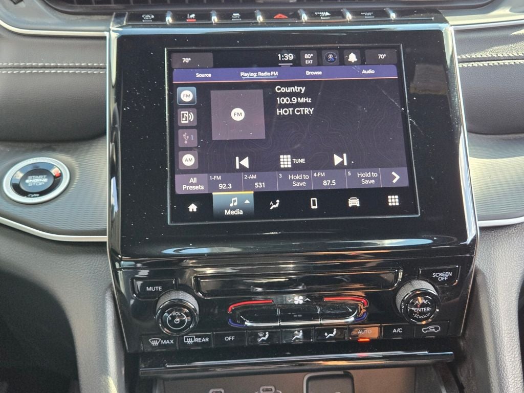 2025 Jeep Grand Cherokee GRAND CHEROKEE LAREDO X 4X4