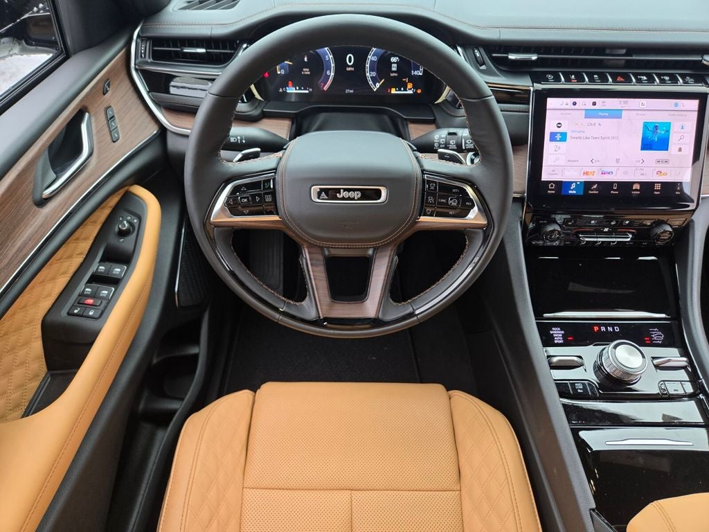 2025 Jeep Grand Cherokee Summit