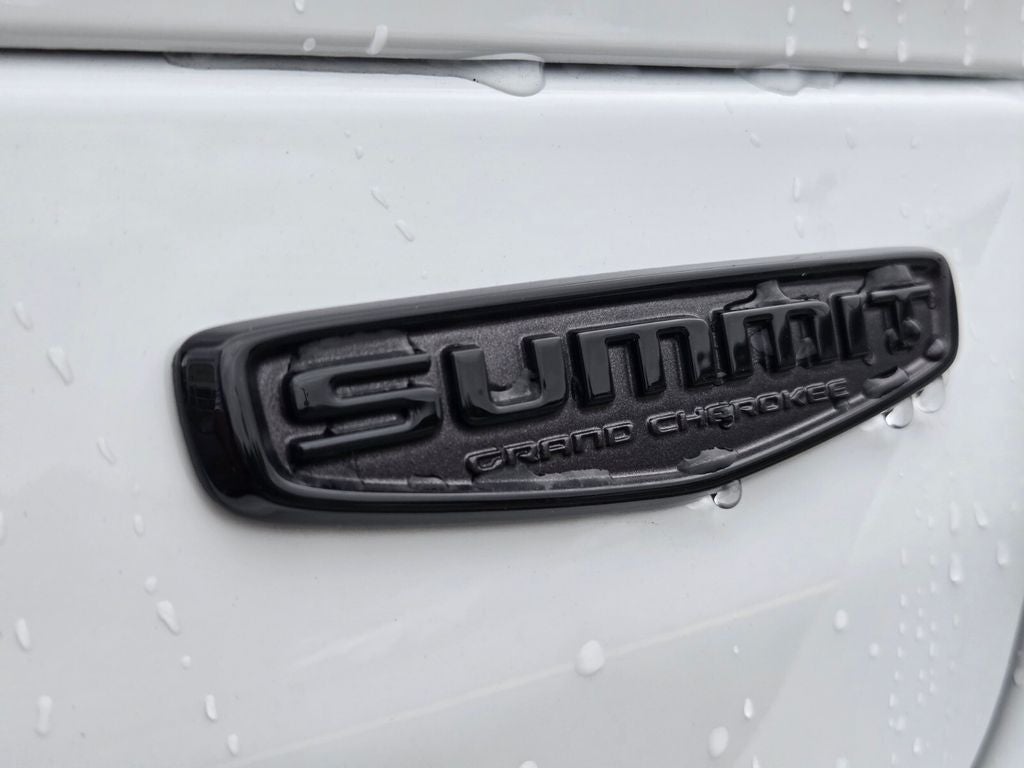 2025 Jeep Grand Cherokee Summit