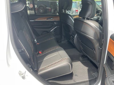 2026 Jeep Grand Cherokee GRAND CHEROKEE SUMMIT 4X4