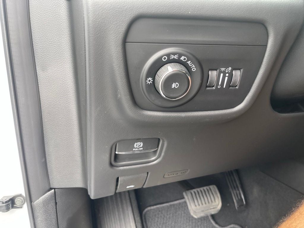2026 Jeep Grand Cherokee GRAND CHEROKEE SUMMIT 4X4