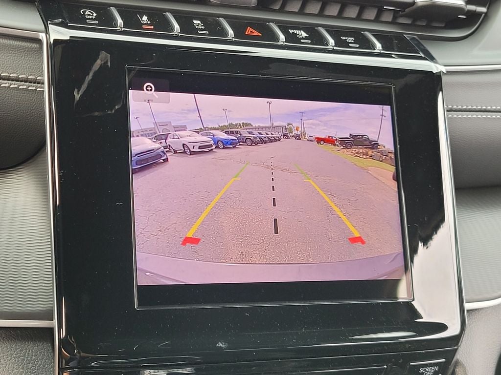 2025 Jeep Grand Cherokee GRAND CHEROKEE L LAREDO 4X2