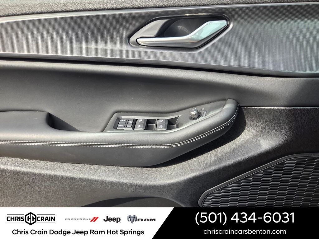 2026 Jeep Grand Cherokee GRAND CHEROKEE L LAREDO X 4X4