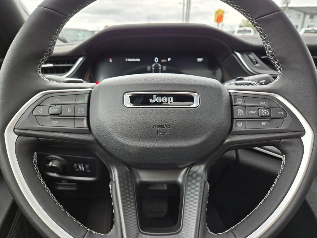 2025 Jeep Grand Cherokee GRAND CHEROKEE L ALTITUDE X 4X4