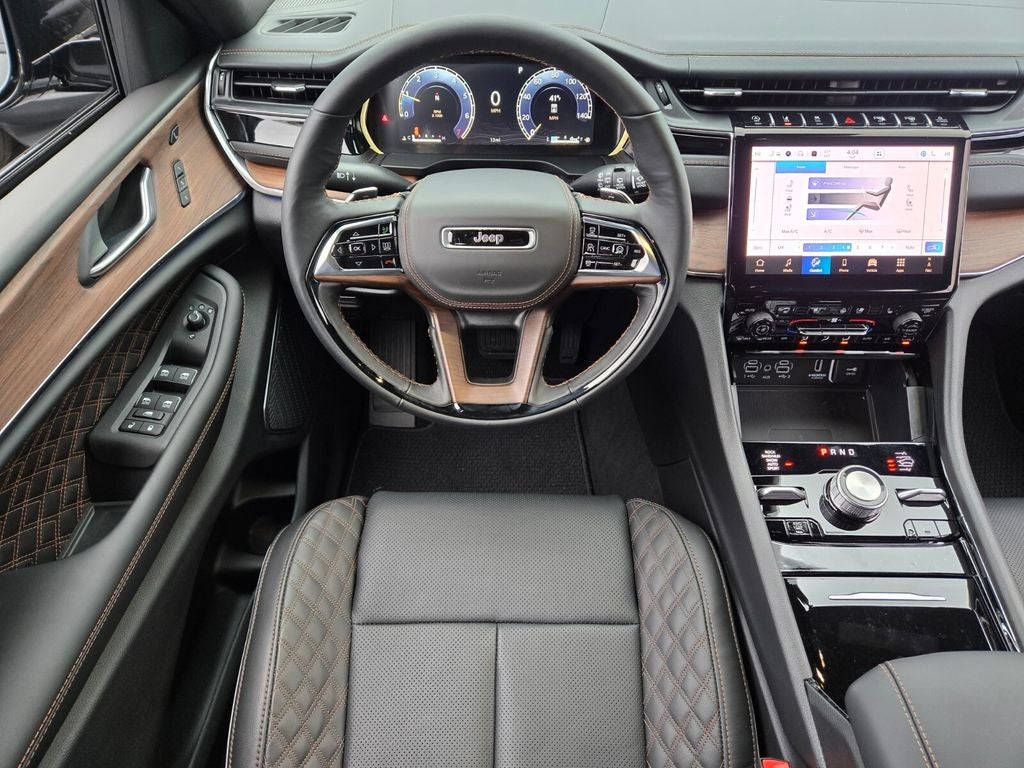 2025 Jeep Grand Cherokee L Summit